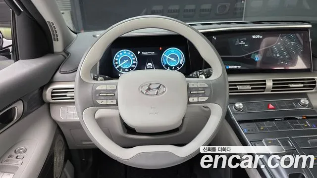 Hyundai Nexo 2023 — фото 19