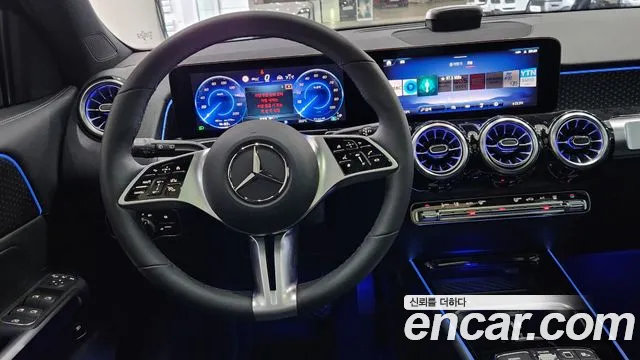 Mercedes-Benz EQB 2026 — фото 12