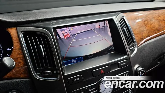 Hyundai Equus 2010 — фото 16