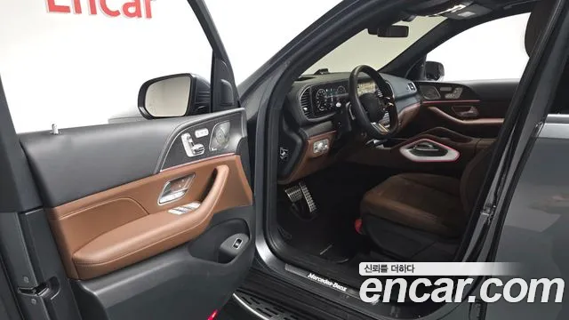 Mercedes-Benz GLS-Class 2025 — фото 12