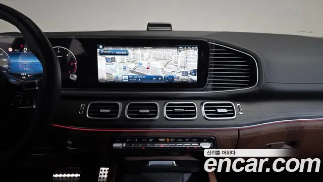 Mercedes-Benz GLS-Class 2025 — фото 18
