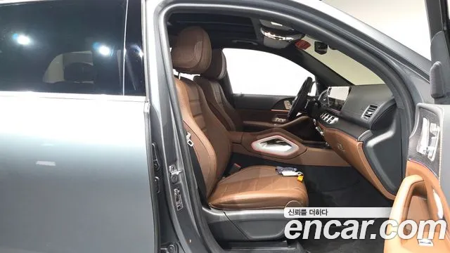 Mercedes-Benz GLS-Class 2025 — фото 15