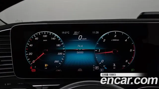 Mercedes-Benz GLE-Class 2021 — фото 11