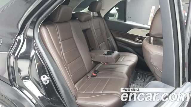 Mercedes-Benz GLE-Class 2021 — фото 16