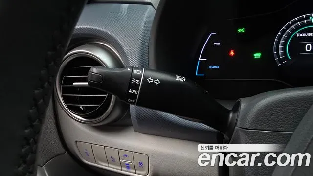 Hyundai Kona 2019 — фото 16