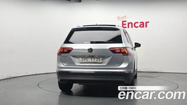 Volkswagen Tiguan 2018 — фото 4