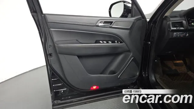 KG_Mobility_Ssangyong Rexton 2020 — фото 13