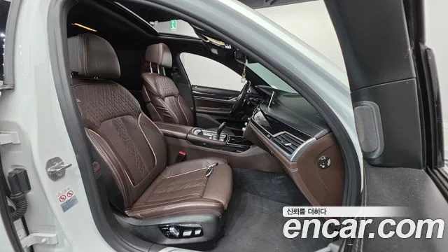 BMW 7-Series 2019 — фото 10