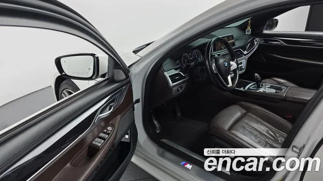 BMW 7-Series 2019 — фото 13