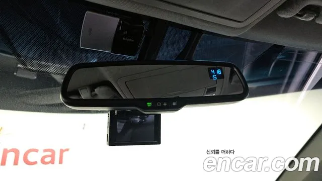 Toyota Camry 2017 — фото 16
