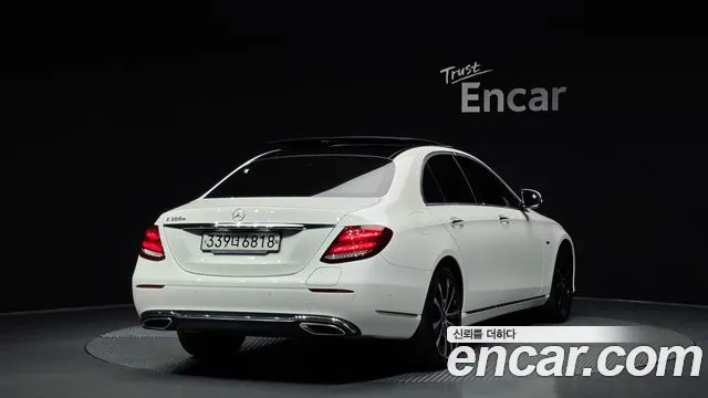 Mercedes-Benz E-Class 2019 — фото 2