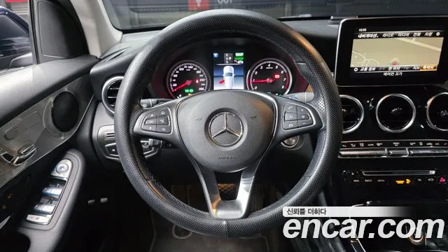 Mercedes-Benz GLC-Class 2019 — фото 19