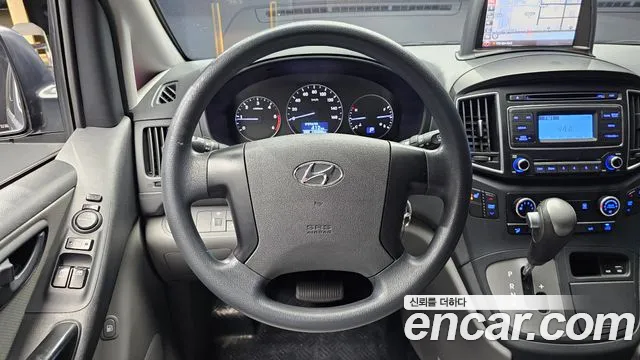 Hyundai Starex 2018 — фото 13