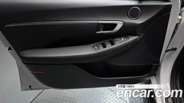 Hyundai Sonata 2020 — фото 14