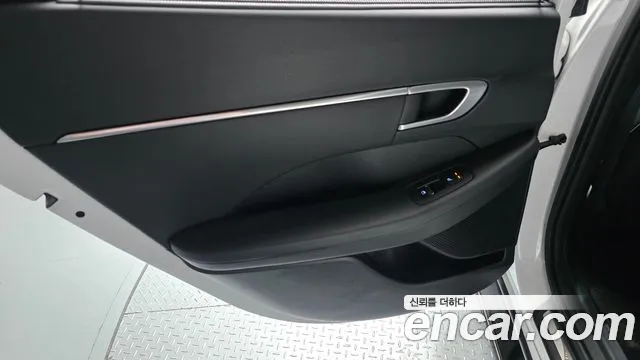 Hyundai Sonata 2020 — фото 15