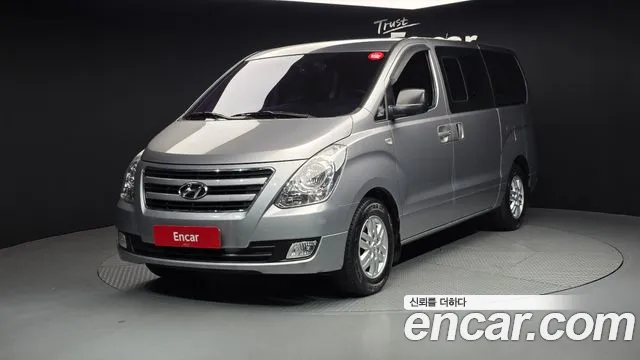 Hyundai Starex 2016 — фото 1