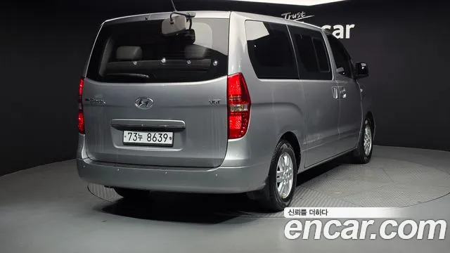 Hyundai Starex 2016 — фото 2