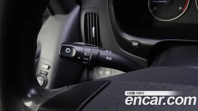 Hyundai Starex 2016 — фото 16