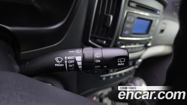 Hyundai Starex 2016 — фото 17