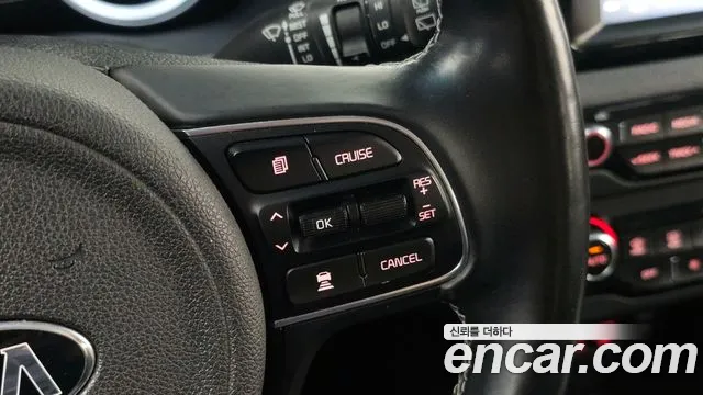 Kia Niro 2018 — фото 18