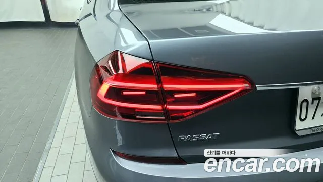 Volkswagen Passat 2018 — фото 9