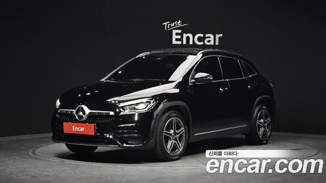 Mercedes-Benz GLA-класс