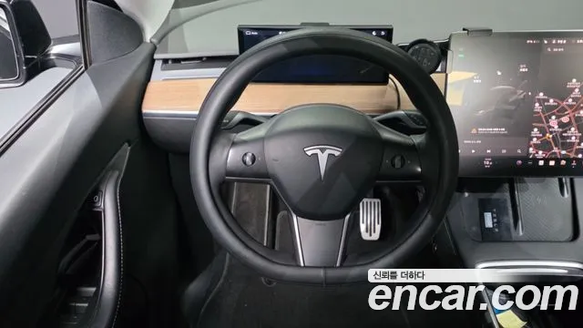 Tesla Model Y 2022 — фото 13