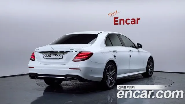 Mercedes-Benz E-Class 2018 — фото 2