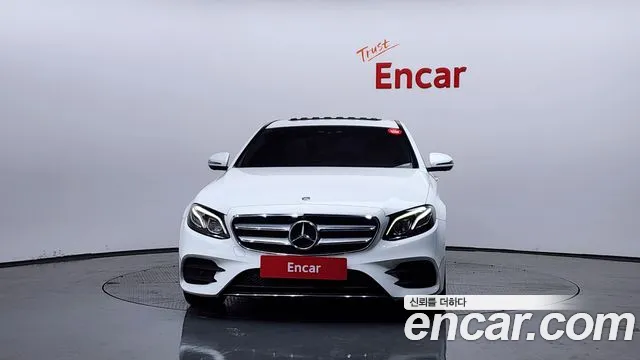 Mercedes-Benz E-Class 2018 — фото 3