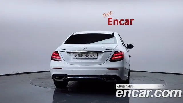 Mercedes-Benz E-Class 2018 — фото 4