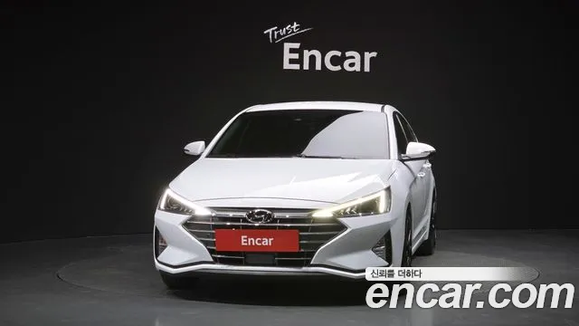 Hyundai AVANTE 2020 — фото 3