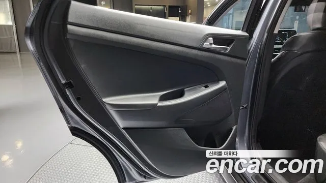 Hyundai Tucson 2020 — фото 15