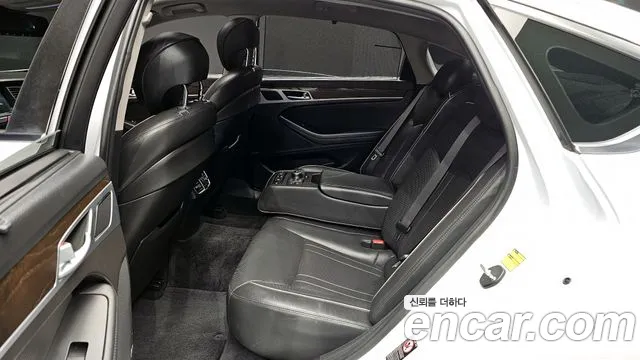 Hyundai Genesis 2015 — фото 11