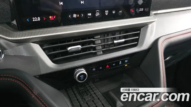 Ford Explorer 2025 — фото 17
