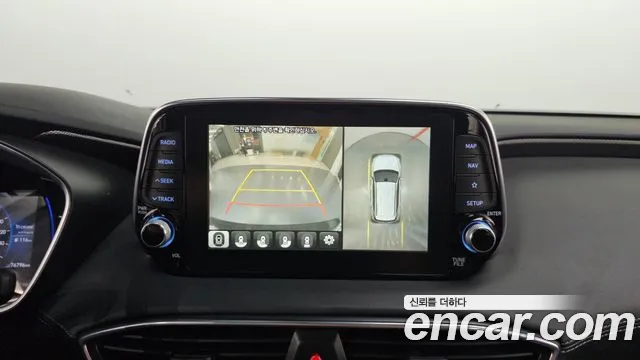 Hyundai Santafe 2019 — фото 13
