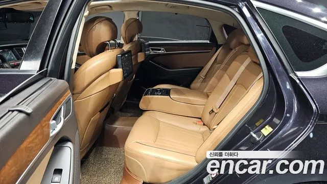 Hyundai Genesis 2016 — фото 11