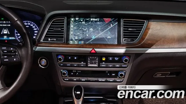 Hyundai Genesis 2016 — фото 13
