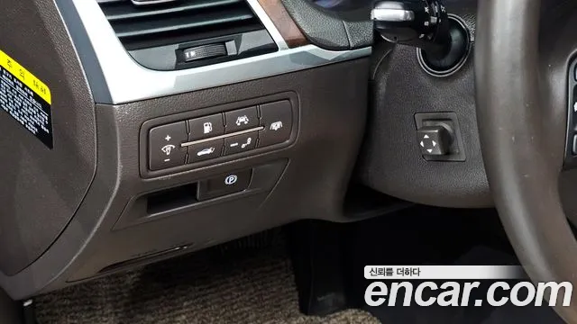 Hyundai Genesis 2016 — фото 15