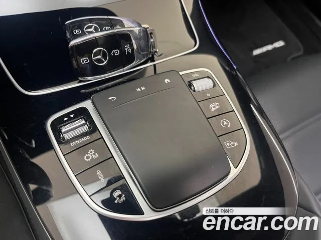 Mercedes-Benz E-Class 2022 — фото 9