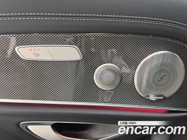 Mercedes-Benz E-Class 2022 — фото 14