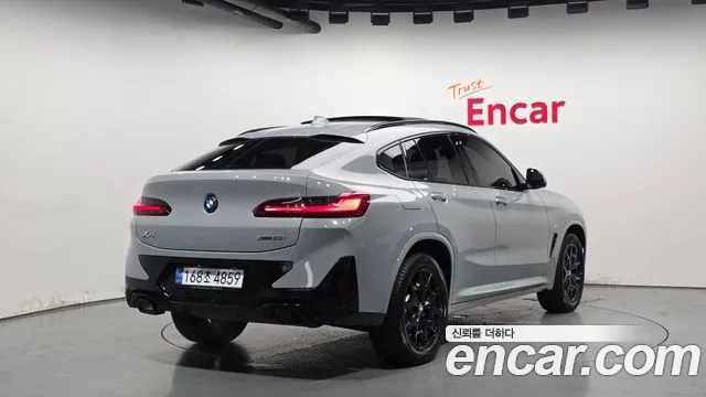 BMW X4 2022 — фото 2