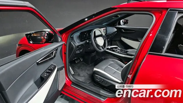 Kia EV6 2025 — фото 13