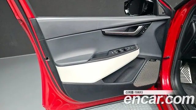 Kia EV6 2025 — фото 14