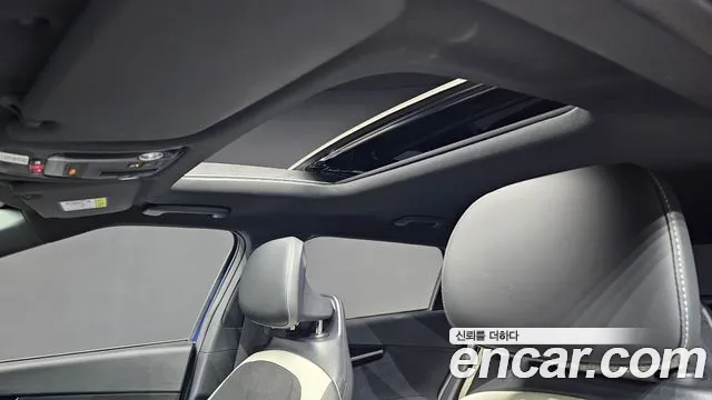 Kia EV6 2022 — фото 19