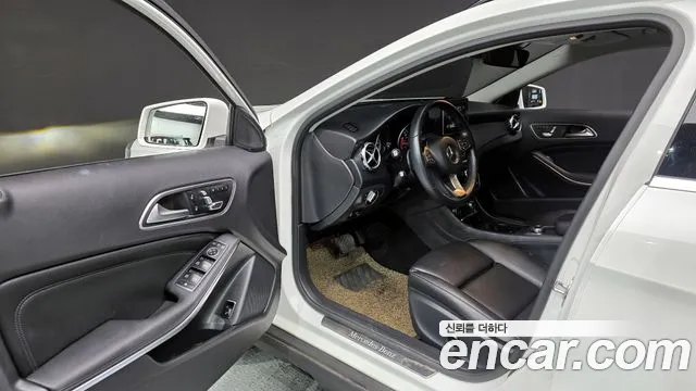 Mercedes-Benz GLA-Class 2019 — фото 13