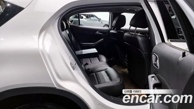 Mercedes-Benz GLA-Class 2019 — фото 18