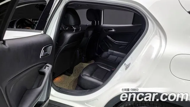 Mercedes-Benz GLA-Class 2019 — фото 16