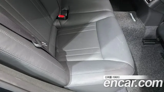Hyundai Genesis 2016 — фото 13