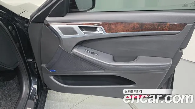 Hyundai Genesis 2016 — фото 15