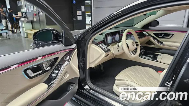 Mercedes-Benz S-Class 2023 — фото 13